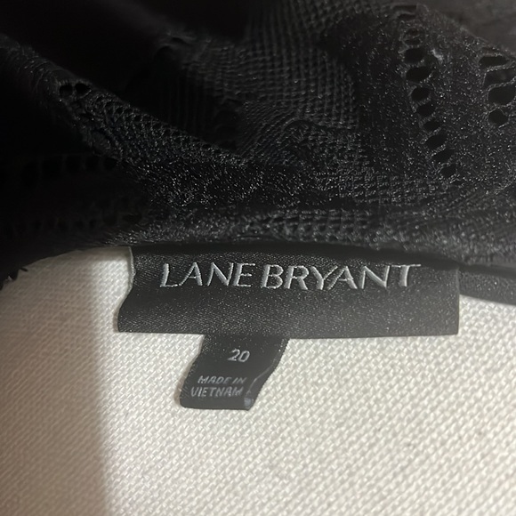 Lane Bryant lace and fishnet black mid length size 20 - Picture 8 of 8